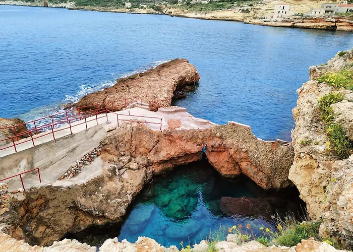 Athevillas Antonis