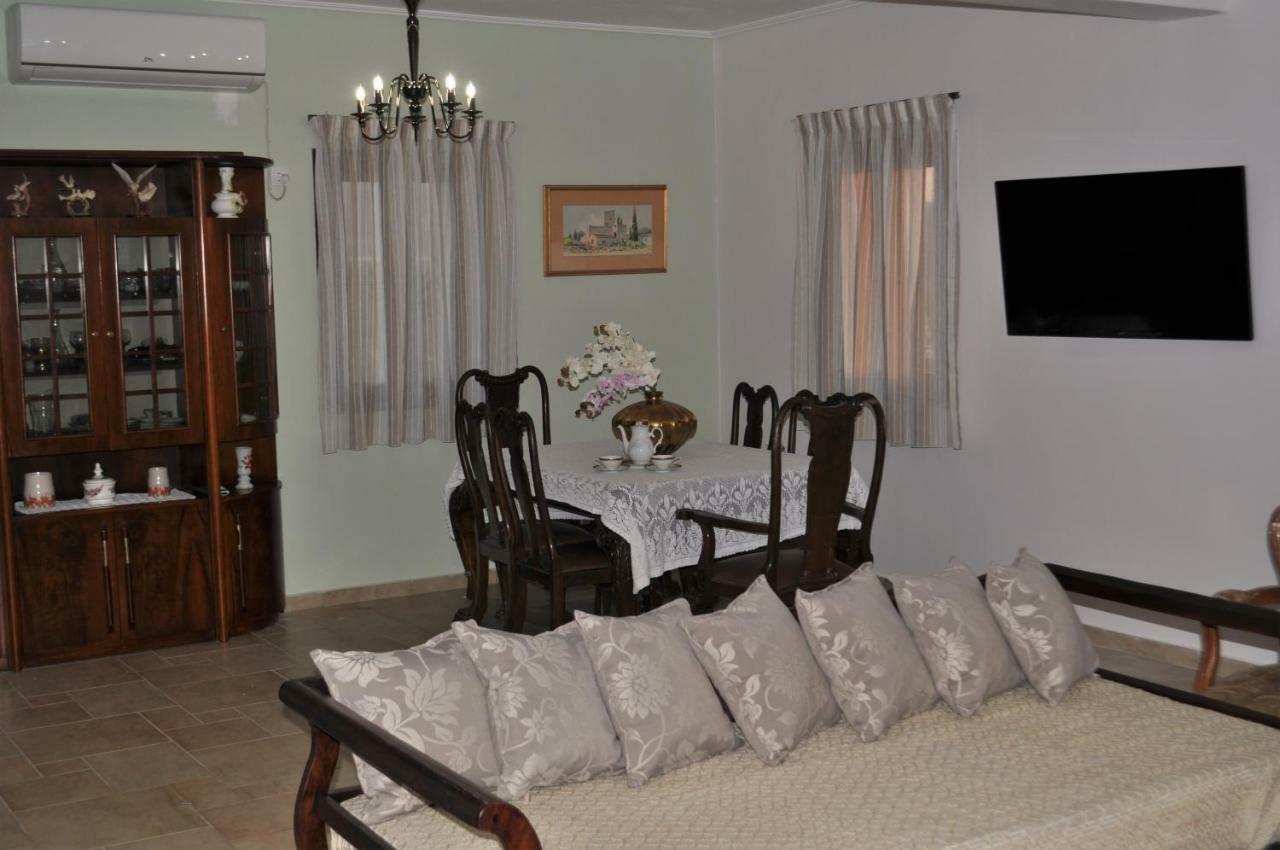 Villa Athevillas Antonis Mina